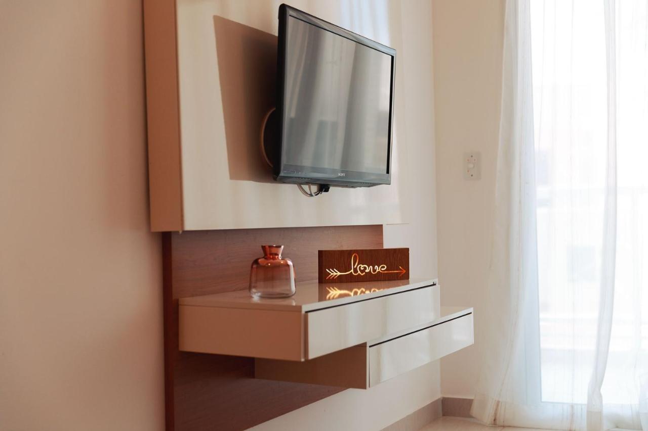 Apartment Apto Na Grande - No 4º Andar Com Ar E Wi-fi Proximo Do Mar! *