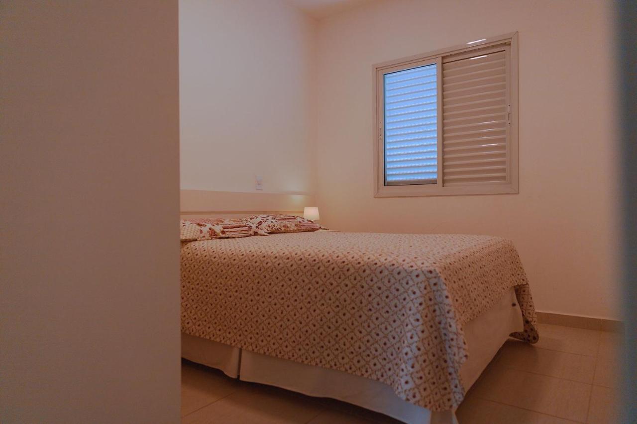 Apto Na Grande - No 4º Andar Com Ar E Wi-fi Proximo Do Mar! Apartment Ubatuba